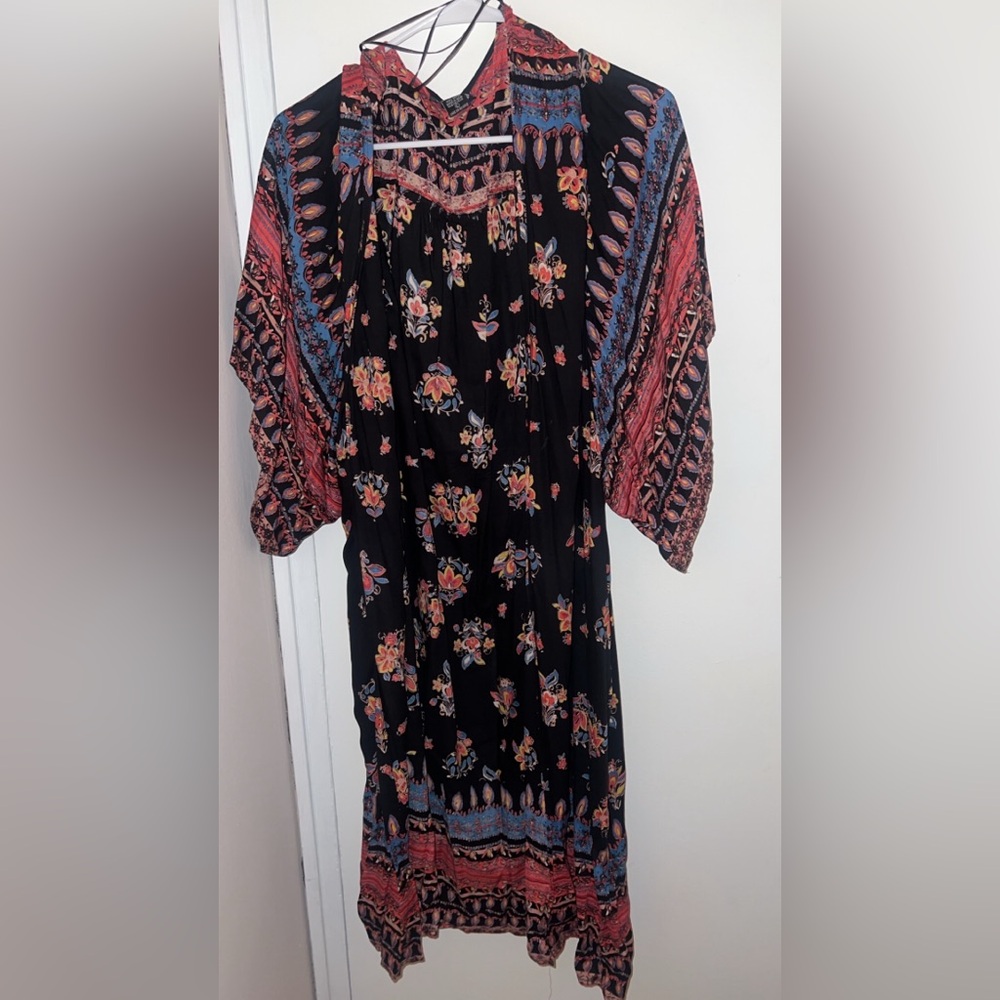 Floral pattern Hawaiian Poolside Kimono Coverup